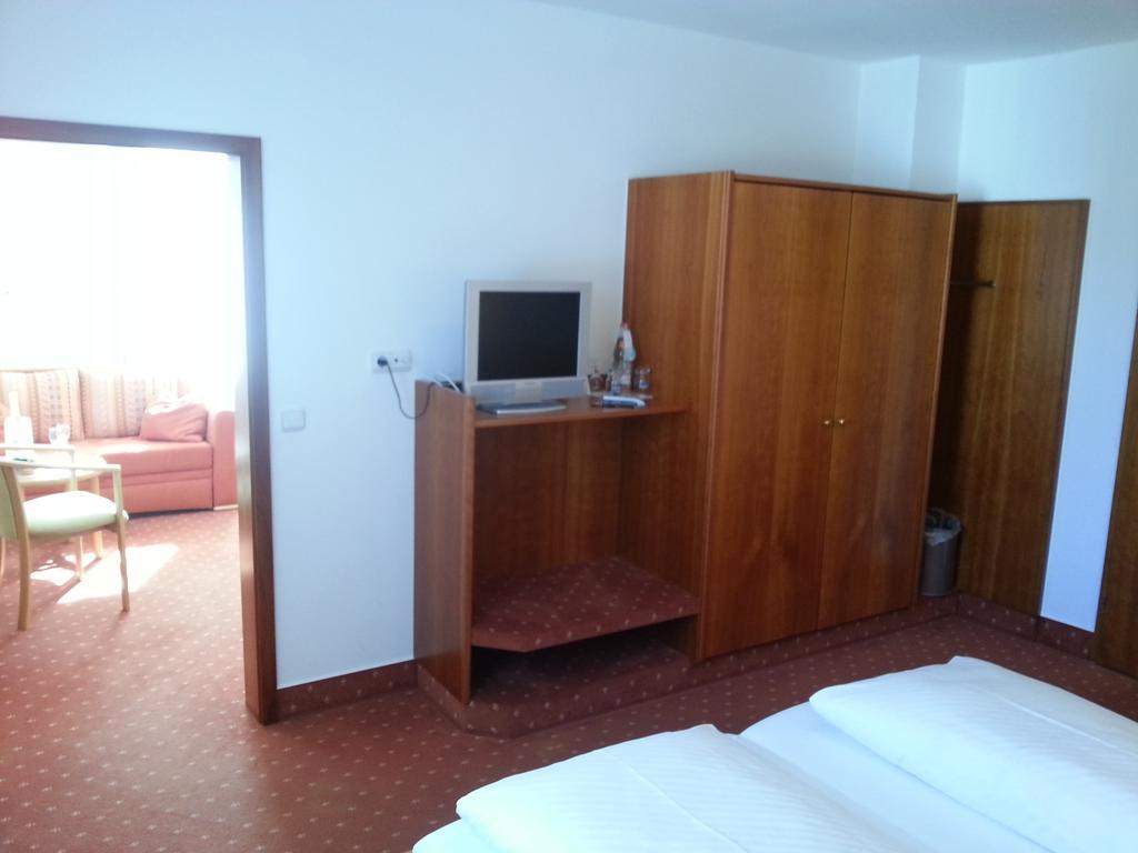 Hotel Seewirt Nonnenhorn Kamer foto