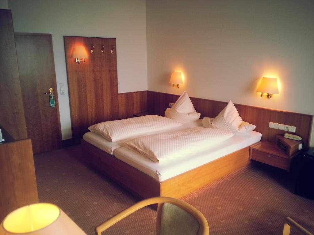 Hotel Seewirt Nonnenhorn Kamer foto