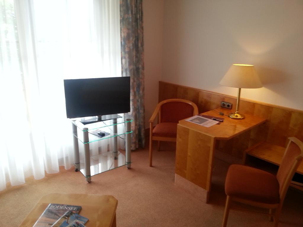 Hotel Seewirt Nonnenhorn Kamer foto