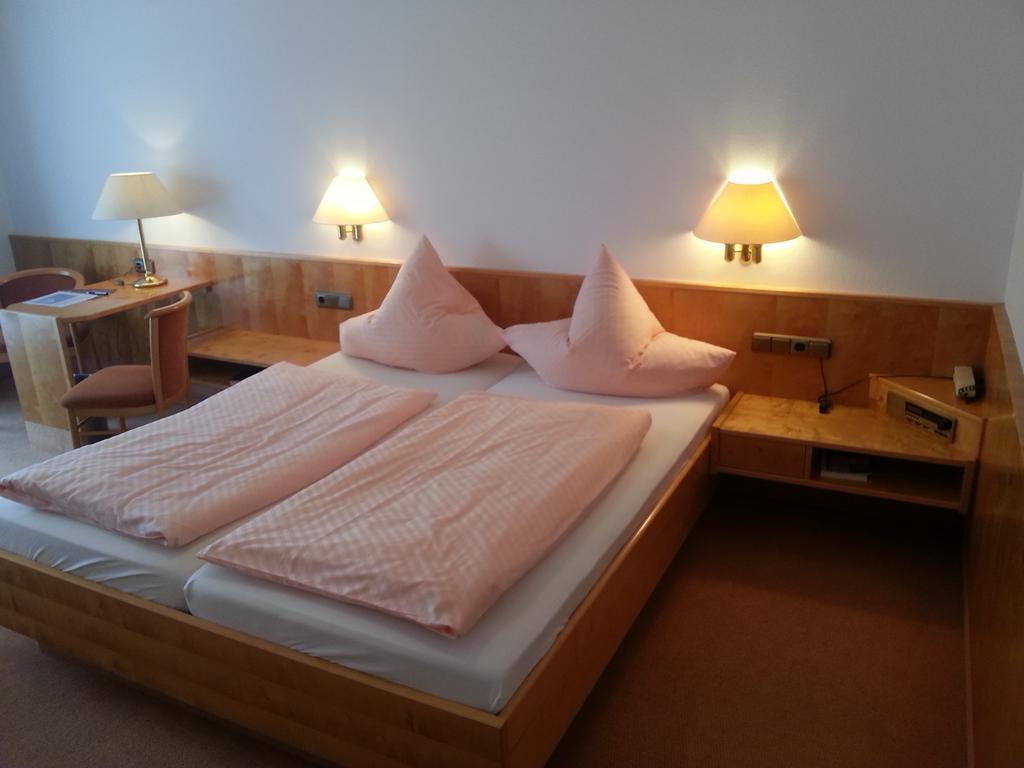 Hotel Seewirt Nonnenhorn Kamer foto