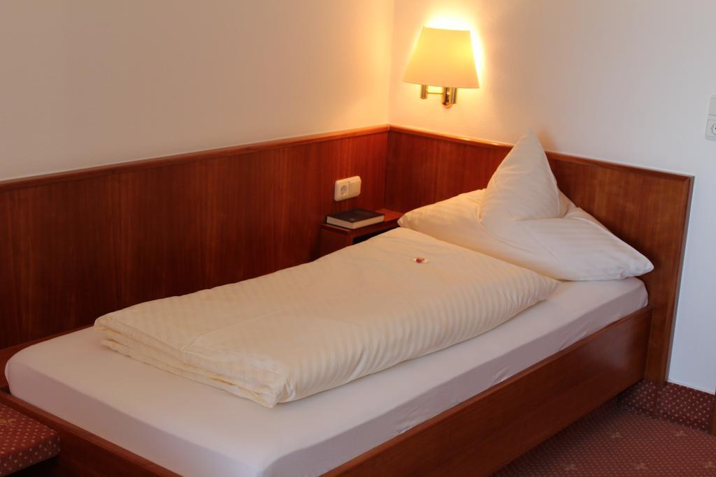 Hotel Seewirt Nonnenhorn Buitenkant foto